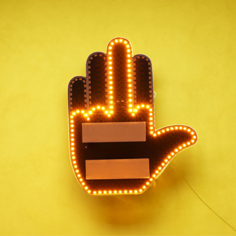 جهاز إشارة ضوئية للسيارة - تواصل بأمان كامل