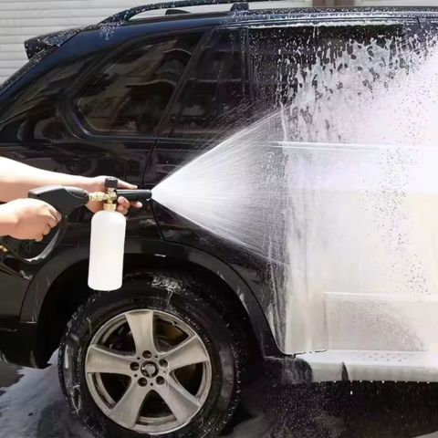 高圧洗浄機 — 車のための迅速かつ効果的な洗浄 